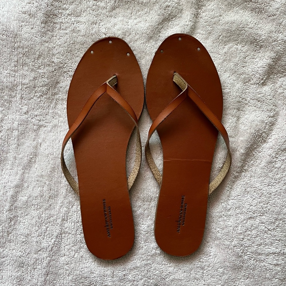 American Eagle Outfitters Tan Leather Sandals